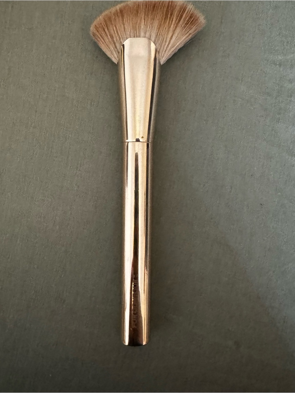 Patrick Ta Contour Makeup Brush - Picture 3 of 6